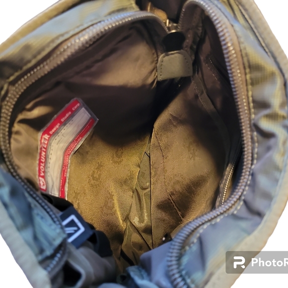 Volunteer Crossbody Messenger Bag - Picture 11 of 16